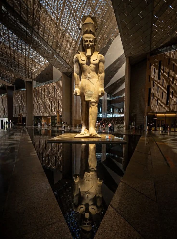 Grand Egyptian Museum statue